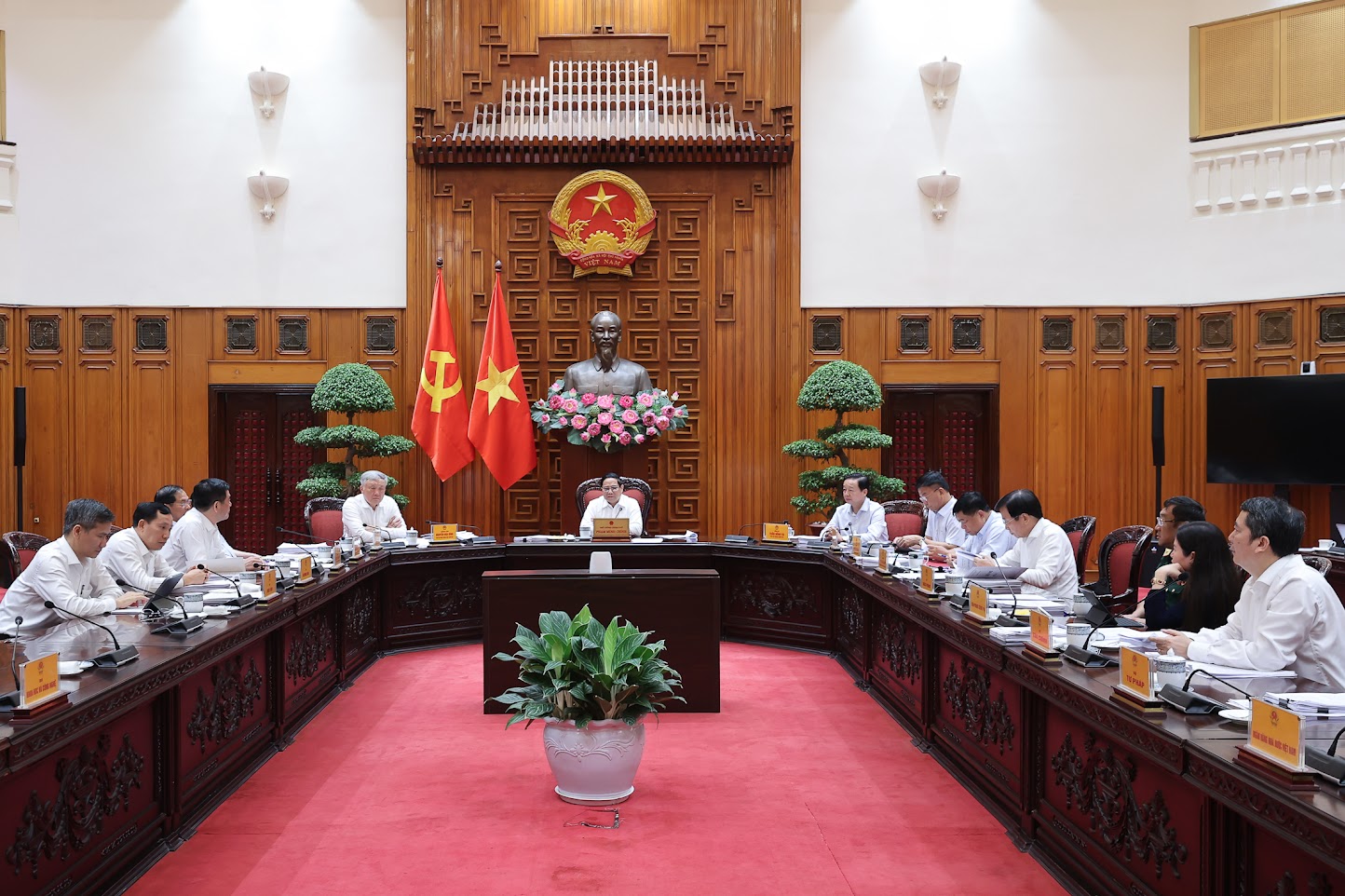 Thường trực Chính phủ cho ý kiến về 2 dự án luật quan trọng- Ảnh 2. Thường trực Chính phủ cho ý kiến về 2 dự án luật quan trọng- Ảnh 2.