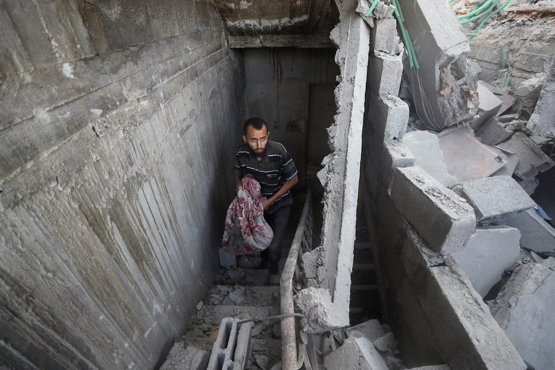 Israel không kích Gaza khiến nhiều trẻ em thiệt mạng, IDF quy cho sự cố thiết bị - Ảnh 2.