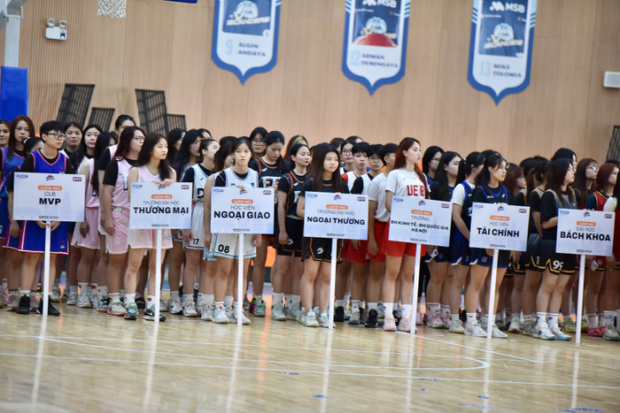 Khai mạc GMB League 2025: Kiến tạo sân chơi chuyên nghiệp cho HS, SV đam mê bóng rổ- Ảnh 11. Khai mạc GMB League 2025: Kiến tạo sân chơi chuyên nghiệp cho HS, SV đam mê bóng rổ- Ảnh 11.