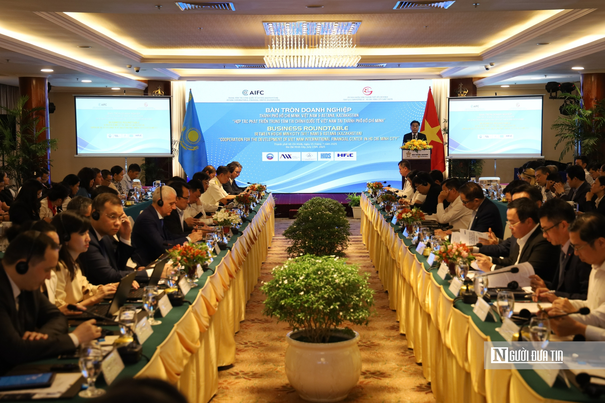 Phó Chủ tịch UBND Tp.HCM: “Tp.HCM xây dựng một trung tâm tài chính hiện đại, hội nhập và hiệu quả"- Ảnh 1. Phó Chủ tịch UBND Tp.HCM: “Tp.HCM xây dựng một trung tâm tài chính hiện đại, hội nhập và hiệu quả"- Ảnh 1.