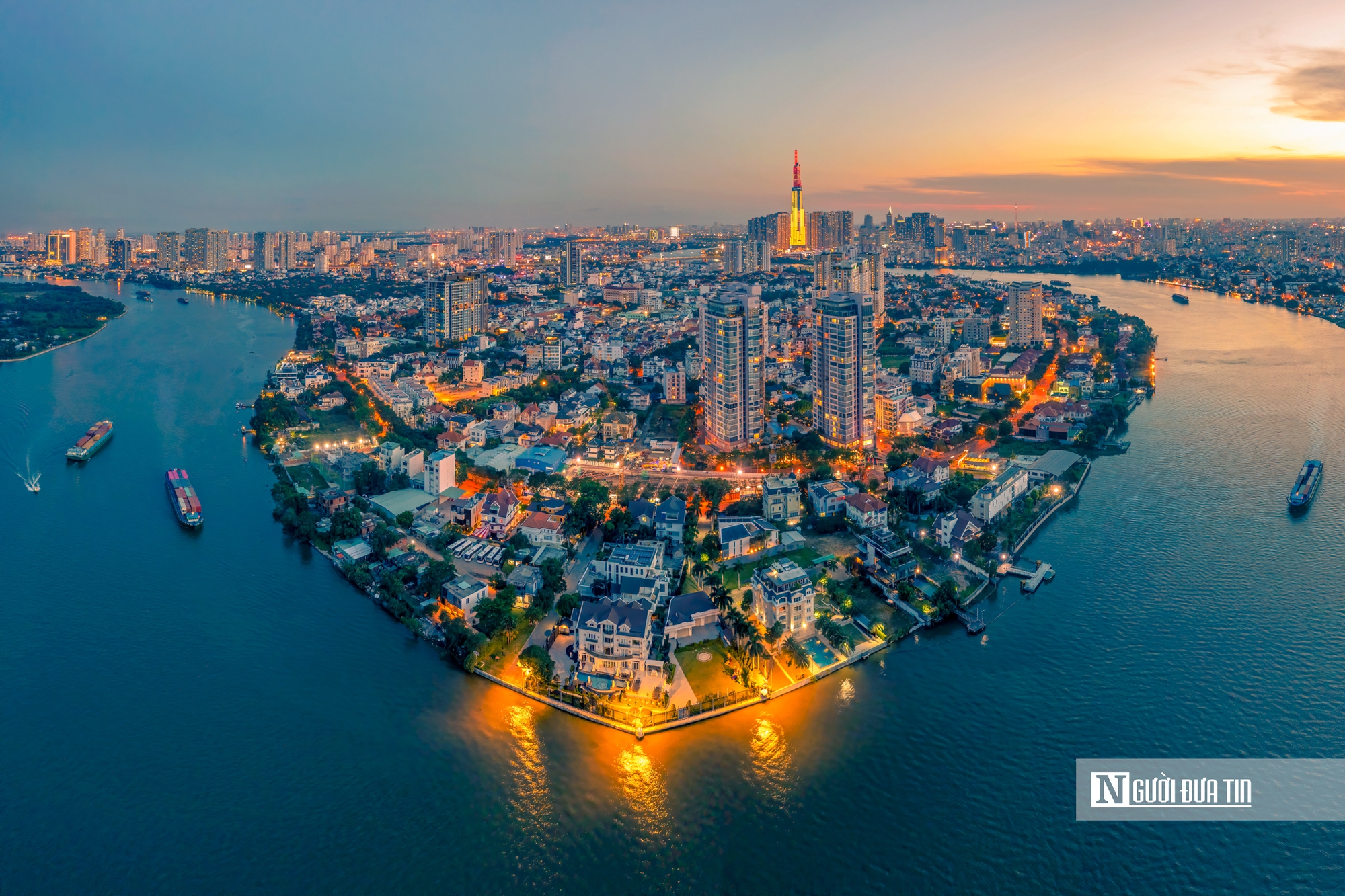 Phó Chủ tịch UBND Tp.HCM: “Tp.HCM xây dựng một trung tâm tài chính hiện đại, hội nhập và hiệu quả"- Ảnh 3. Phó Chủ tịch UBND Tp.HCM: “Tp.HCM xây dựng một trung tâm tài chính hiện đại, hội nhập và hiệu quả"- Ảnh 3.