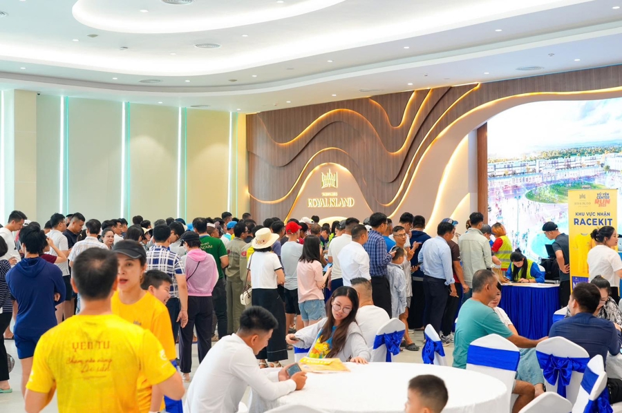 Cầu Hoàng Gia – Biểu tượng hạ tầng mới của Hải Phòng mở lối tăng trưởng cho Vinhomes Royal Island, Mai Việt Land tiên phong đồng hành cùng nhà đầu tư- Ảnh 2. Cầu Hoàng Gia – Biểu tượng hạ tầng mới của Hải Phòng mở lối tăng trưởng cho Vinhomes Royal Island, Mai Việt Land tiên phong đồng hành cùng nhà đầu tư- Ảnh 2.