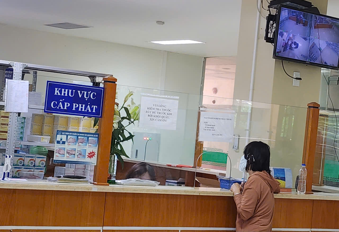 Cấp thuốc 3 tháng, giảm gánh nặng cho bệnh nhân ung thư- Ảnh 2. Cấp thuốc 3 tháng, giảm gánh nặng cho bệnh nhân ung thư- Ảnh 2.