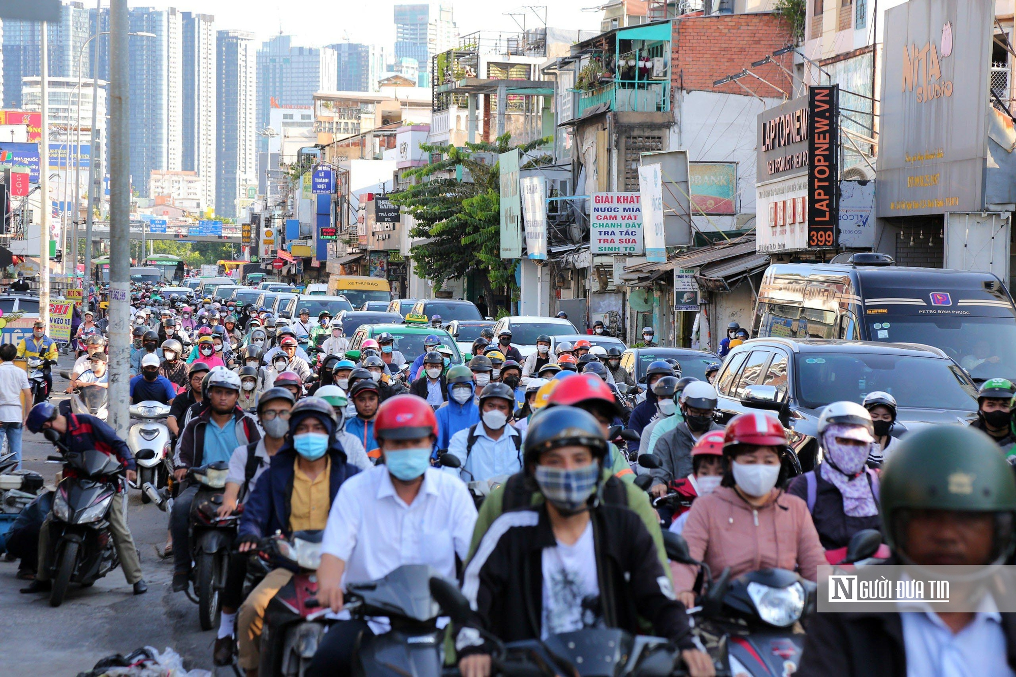 Tp.HCM: Đề án kiểm soát khí thải và chuyển đổi 400.000 xe máy xăng sang xe điện - Ảnh 2.