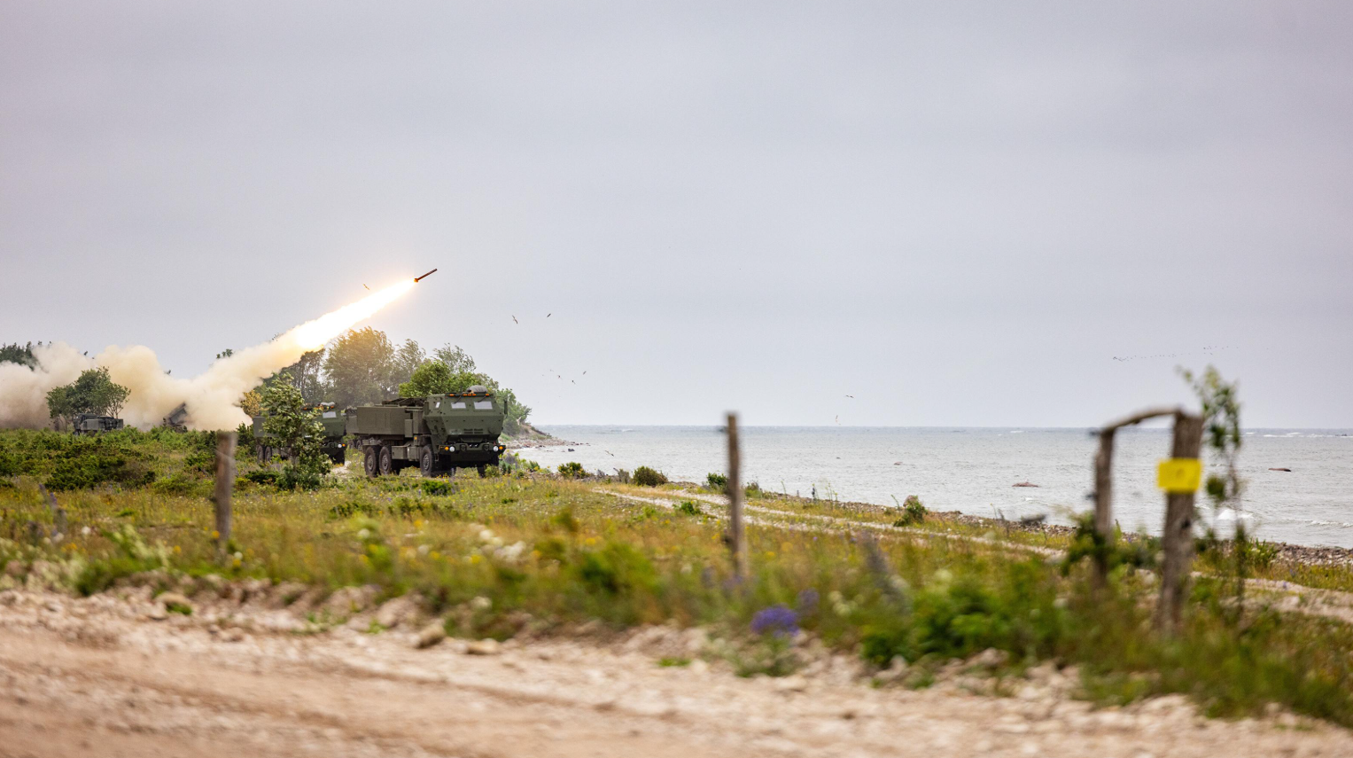 Estonia lần đầu tiên khai hỏa “hỏa thần” HIMARS, Nga ra cảnh báo cứng rắn- Ảnh 1.