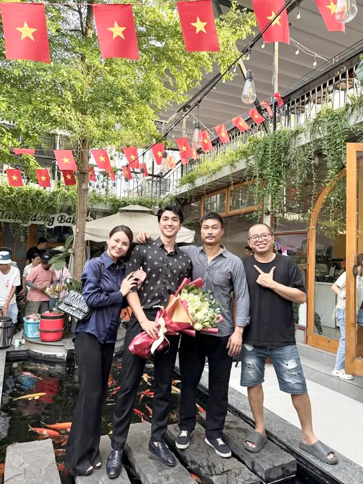 Diễn viên Bình An - gã "Khách VIP" lĩnh trọn cú đá của Duy Hưng - Ảnh 2.