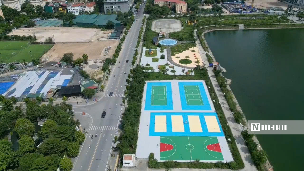 Cá chết bốc mùi, cỏ dại mọc quá đầu ở công viên hơn 700 tỷ đồng tại Hà Nội- Ảnh 15. Cá chết bốc mùi, cỏ dại mọc quá đầu ở công viên hơn 700 tỷ đồng tại Hà Nội- Ảnh 15.