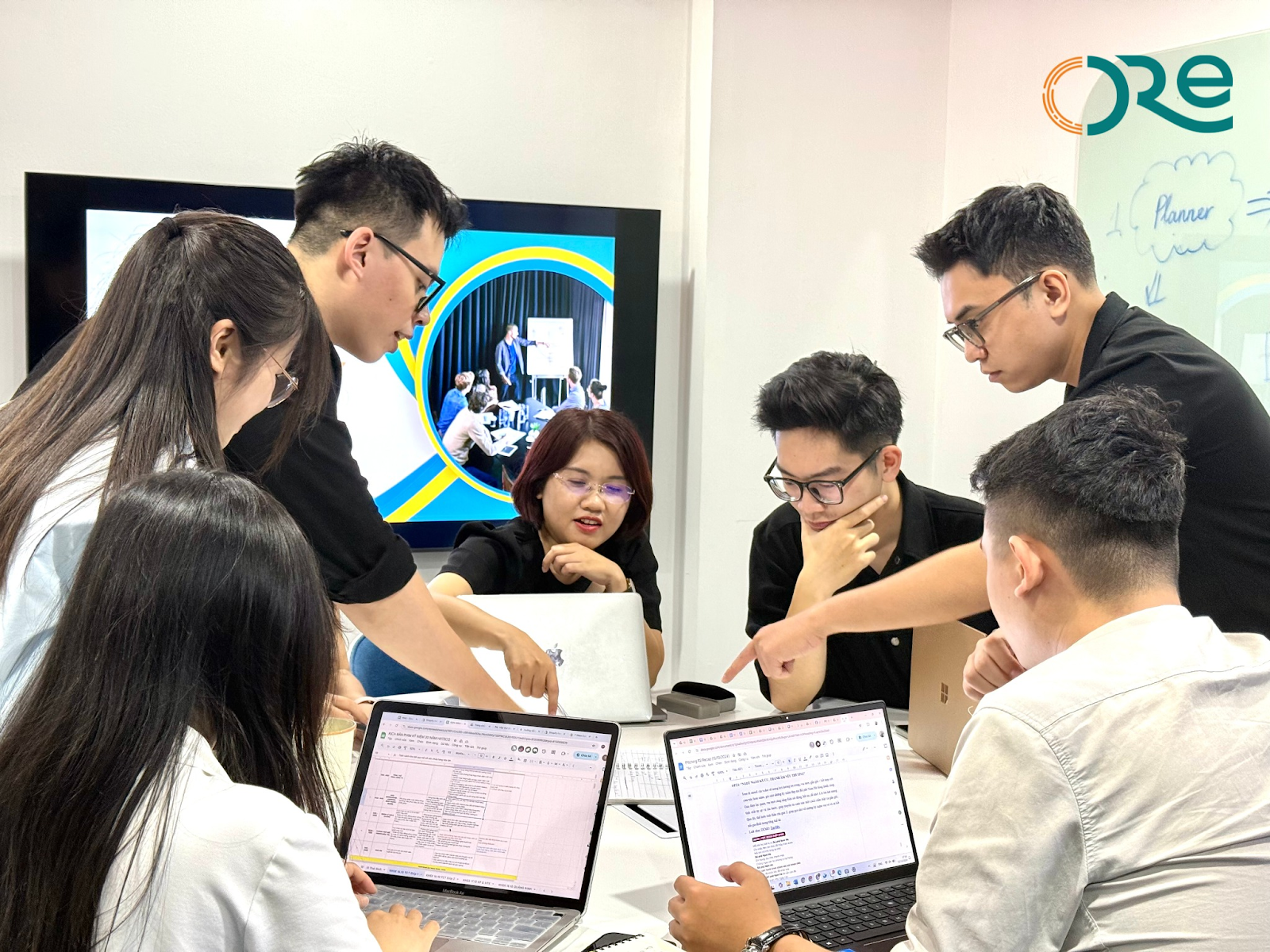 Tại sao giải quyết vấn đề thương hiệu từ cốt lõi giúp doanh nghiệp cạnh tranh bền vững? - Ảnh 2.
