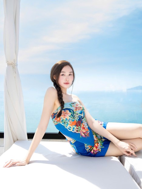 Á hậu gen Z làm mẹ trẻ nhất showbiz, nhan sắc sau 5 năm khiến ai cũng ngỡ ngàng - Ảnh 14.