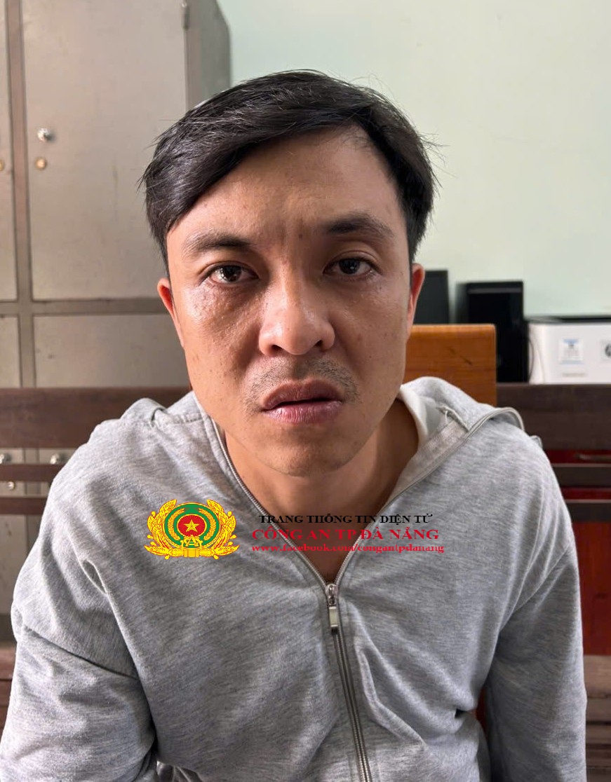 Bắt đối tượng đập kính xe ô tô trộm cắp tài sản- Ảnh 1.
