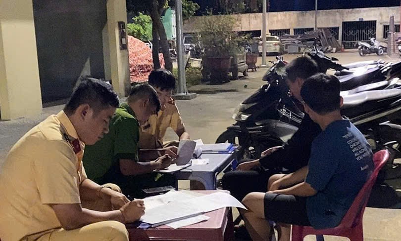 Công an xã nhanh chóng bắt nhịp với hoạt động chính quyền hai cấp- Ảnh 2.
