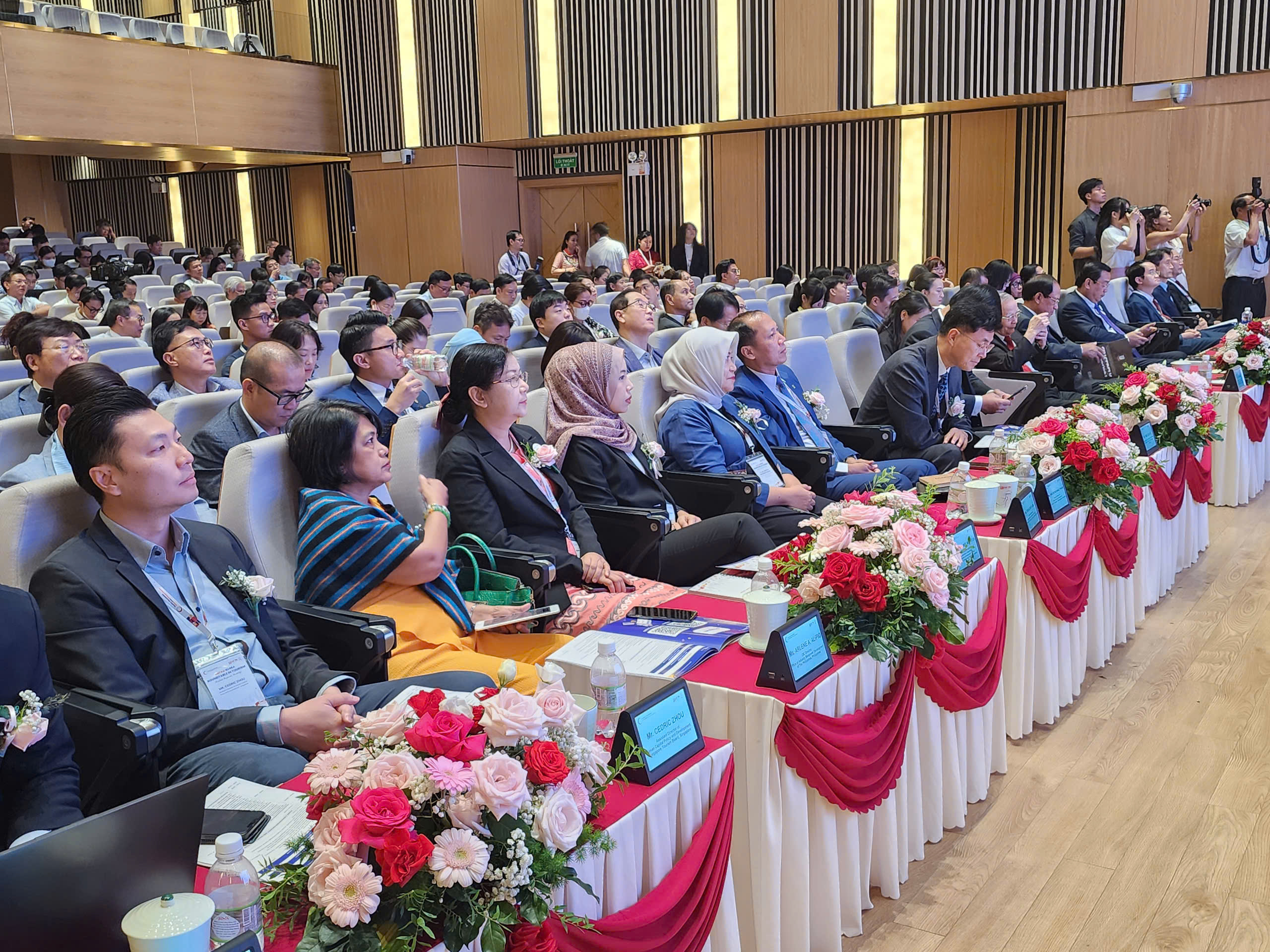 Chính sách visa, kết nối hàng không và nhân lực trẻ là chìa khóa phát triển du lịch ASEAN - Hàn Quốc- Ảnh 5.