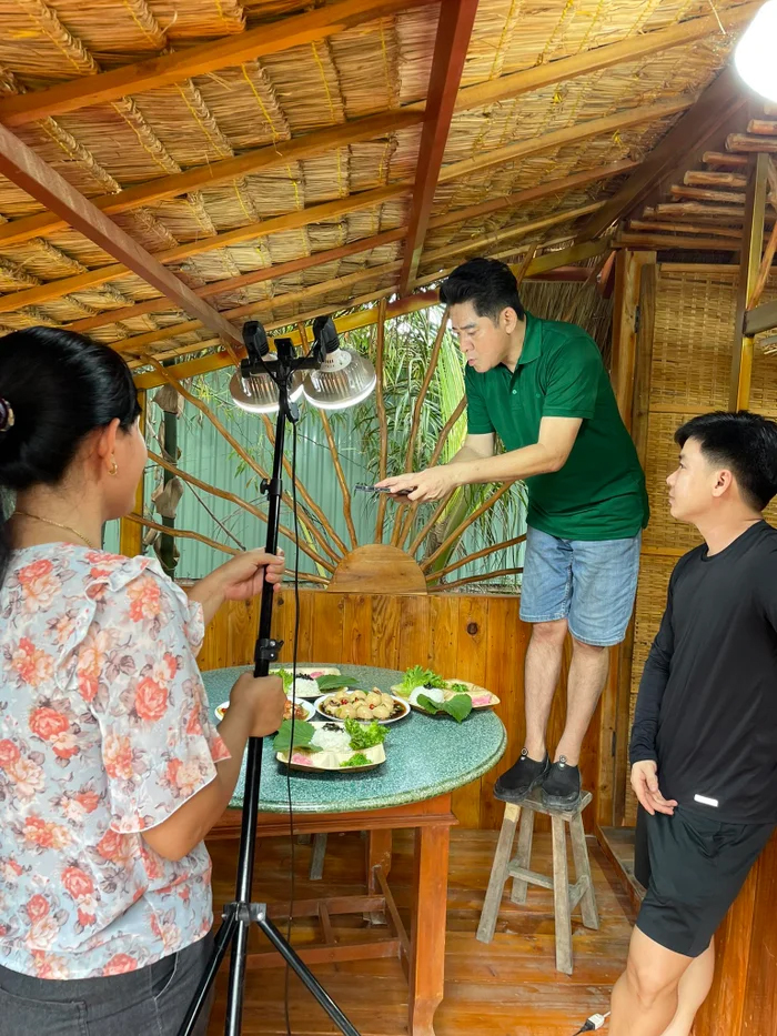 Diễn viên Huỳnh Anh Tuấn sau đột quỵ, sức khỏe hiện ra sao?- Ảnh 3. Diễn viên Huỳnh Anh Tuấn sau đột quỵ, sức khỏe hiện ra sao?- Ảnh 3.