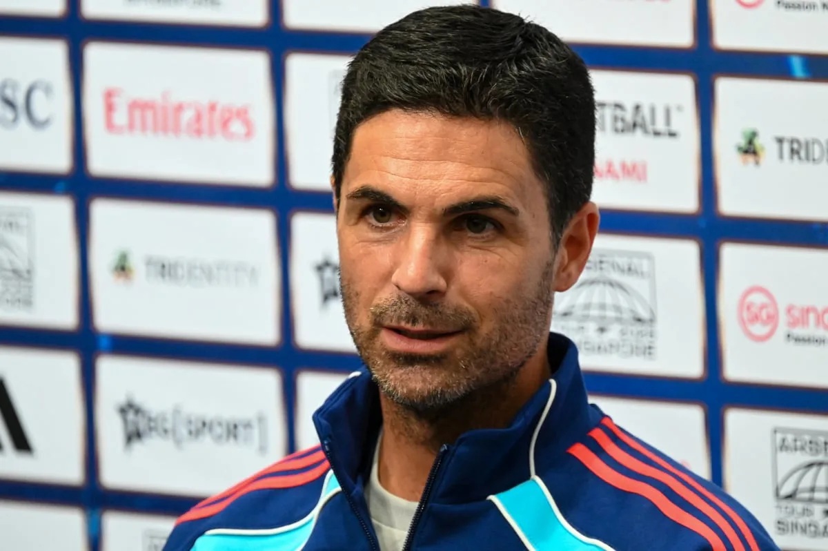 HLV Arteta giải thích lý do Arsenal chiêu mộ nhiều cầu thủ từ Chelsea - Ảnh 1. HLV Arteta giải thích lý do Arsenal chiêu mộ nhiều cầu thủ từ Chelsea - Ảnh 1.