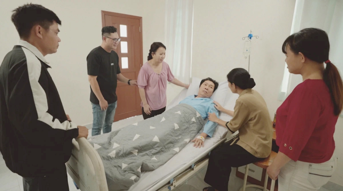 Tuổi U70 của nam diễn viên đóng nhiều vai phản diện, ngoài đời "rất nghe lời" vợ - Ảnh 4.