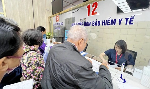 Tất cả thông tin cần biết về BHYT 5 năm liên tục để không mất quyền lợi - Ảnh 1.