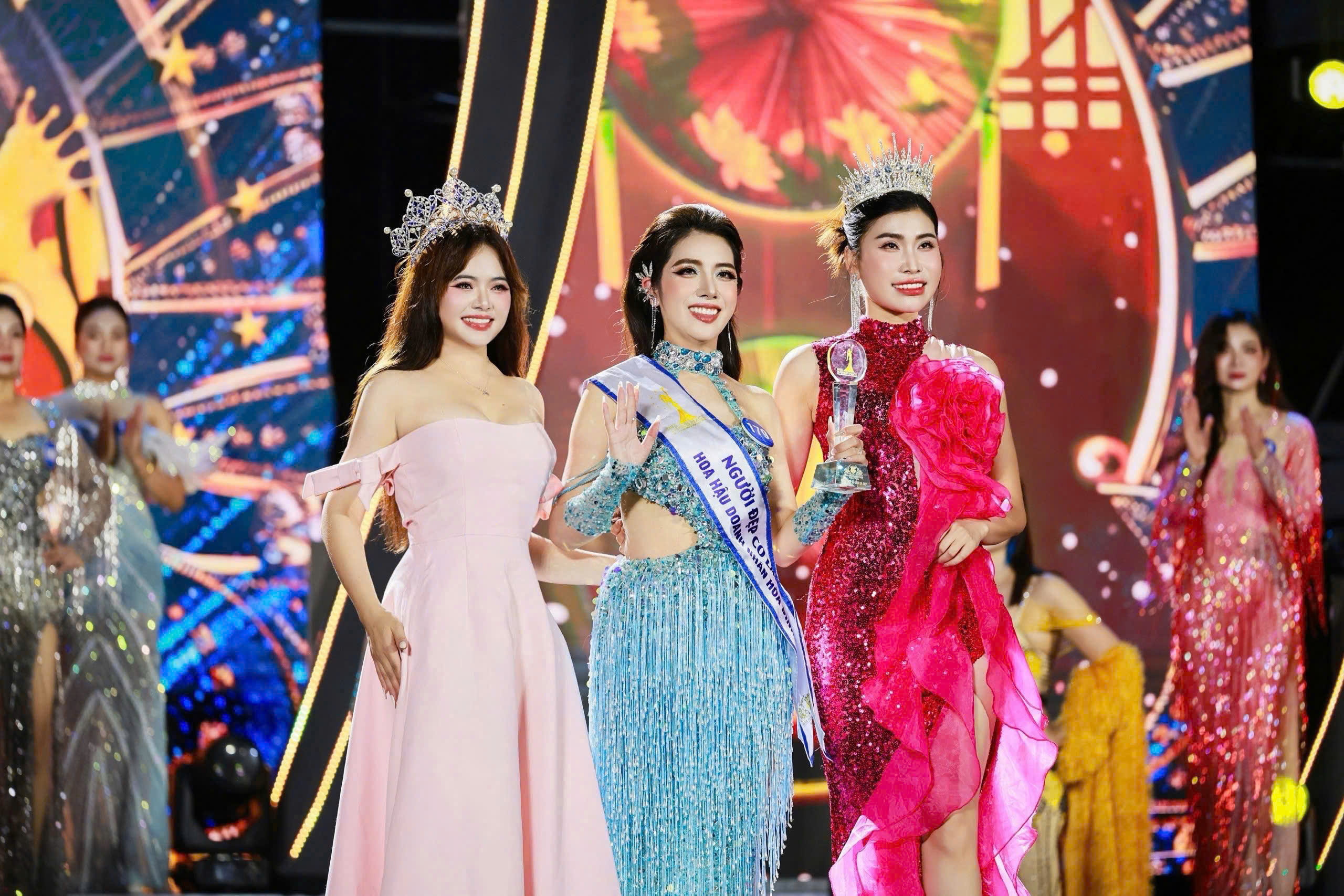 Hoa hậu nhân ái Michelle Thủy Nguyễn: Tôi cảm nhận sâu sắc trách nhiệm lan tỏa giá trị tích cực của Thương hiệu Việt đến cộng đồng- Ảnh 4. Hoa hậu nhân ái Michelle Thủy Nguyễn: Tôi cảm nhận sâu sắc trách nhiệm lan tỏa giá trị tích cực của Thương hiệu Việt đến cộng đồng- Ảnh 4.