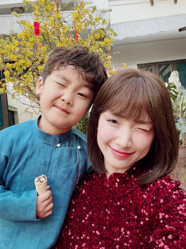 Con trai Hòa Minzy – "Soái ca" tương lai có gần 2 triệu người si mê, cực kỳ hiểu chuyện và tình cảm - Ảnh 7.