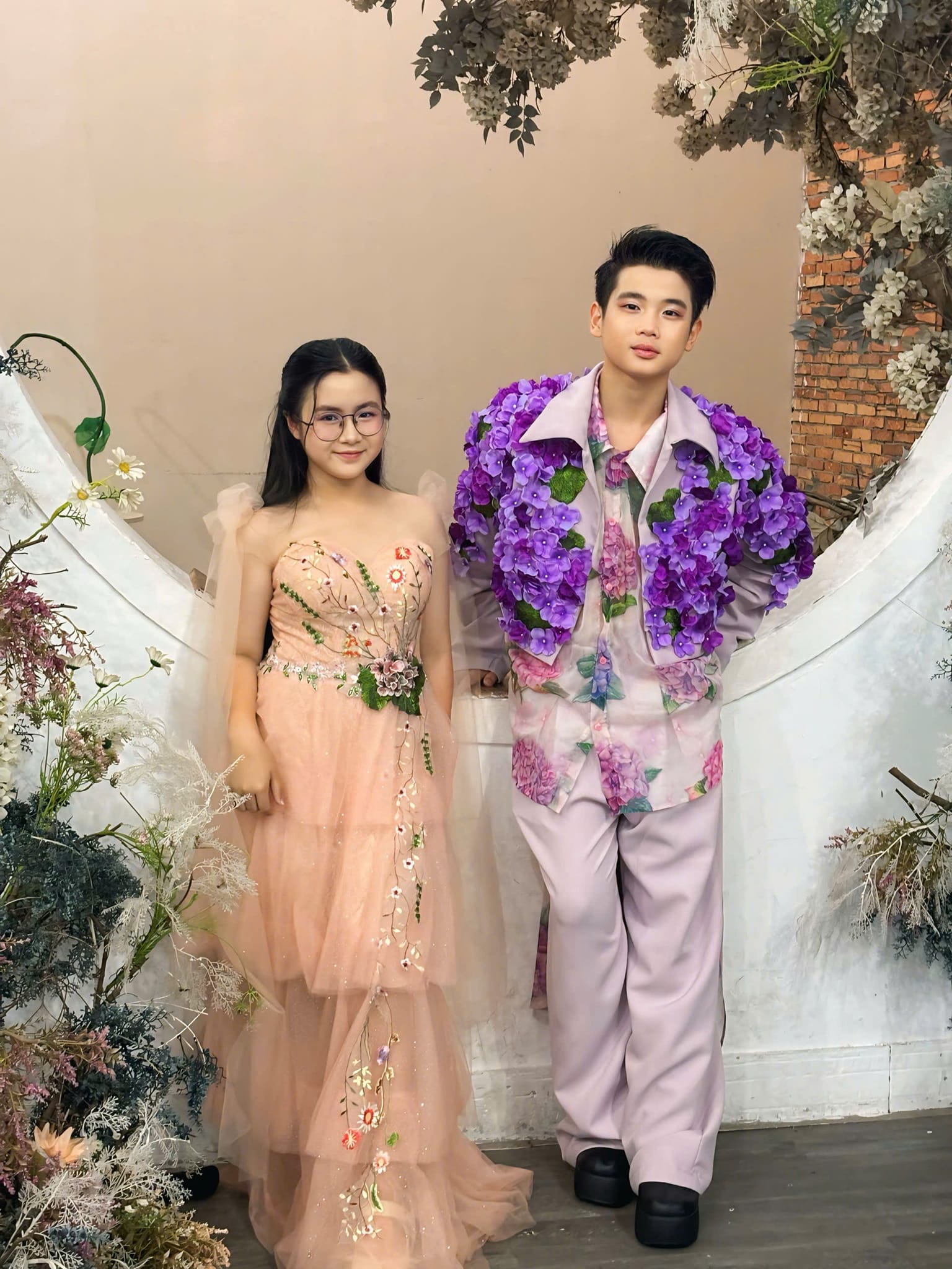 "Cô bé trăm tỷ" của màn ảnh Việt: Sở hữu bộ sưu tập vai diễn ấn tượng, nhan sắc tuổi 14 gây ngỡ ngàng - Ảnh 13.