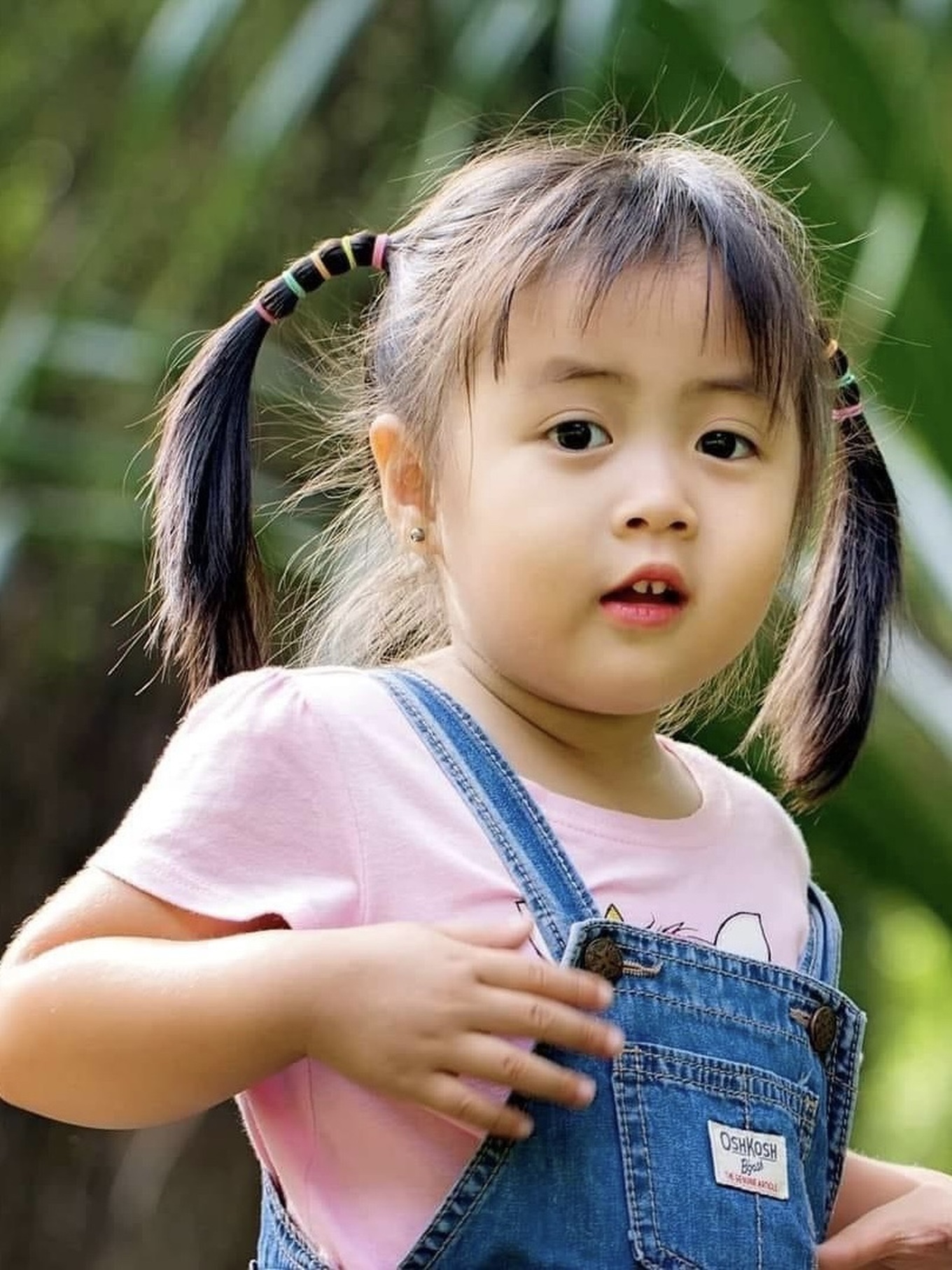 "Cô bé trăm tỷ" của màn ảnh Việt: Sở hữu bộ sưu tập vai diễn ấn tượng, nhan sắc tuổi 14 gây ngỡ ngàng - Ảnh 1.
