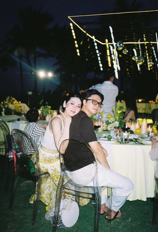 Á hậu "đắt sô" nhất nhì showbiz: Gần 1 thập kỷ hạnh phúc bên chồng kém tuổi - Ảnh 4.