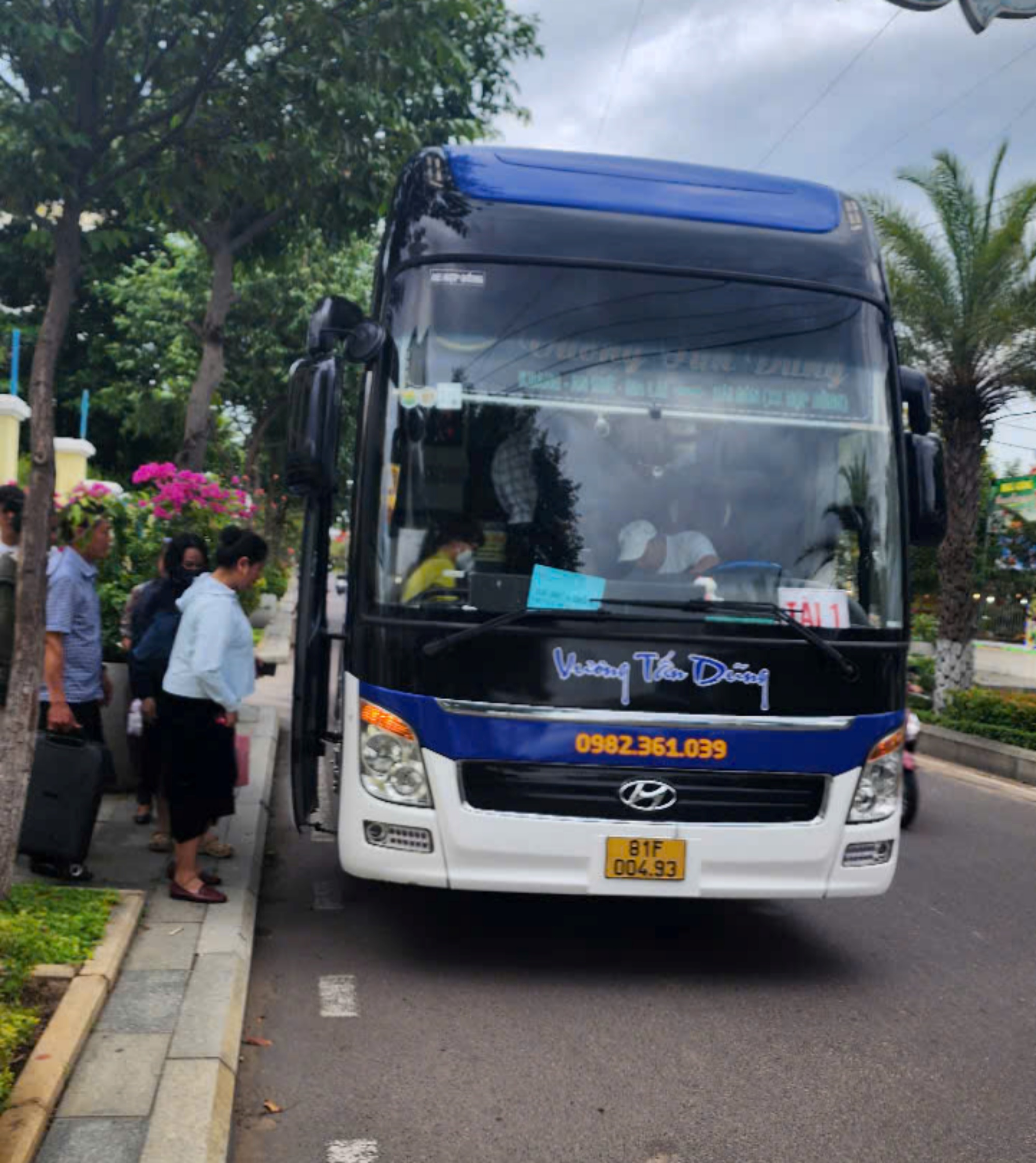 Sở Xây dựng tỉnh Gia Lai dừng tổ chức các chuyến xe đưa đón cán bộ từ cơ sở 2 xuống Quy Nhơn làm việc- Ảnh 1. Sở Xây dựng tỉnh Gia Lai dừng tổ chức các chuyến xe đưa đón cán bộ từ cơ sở 2 xuống Quy Nhơn làm việc- Ảnh 1.