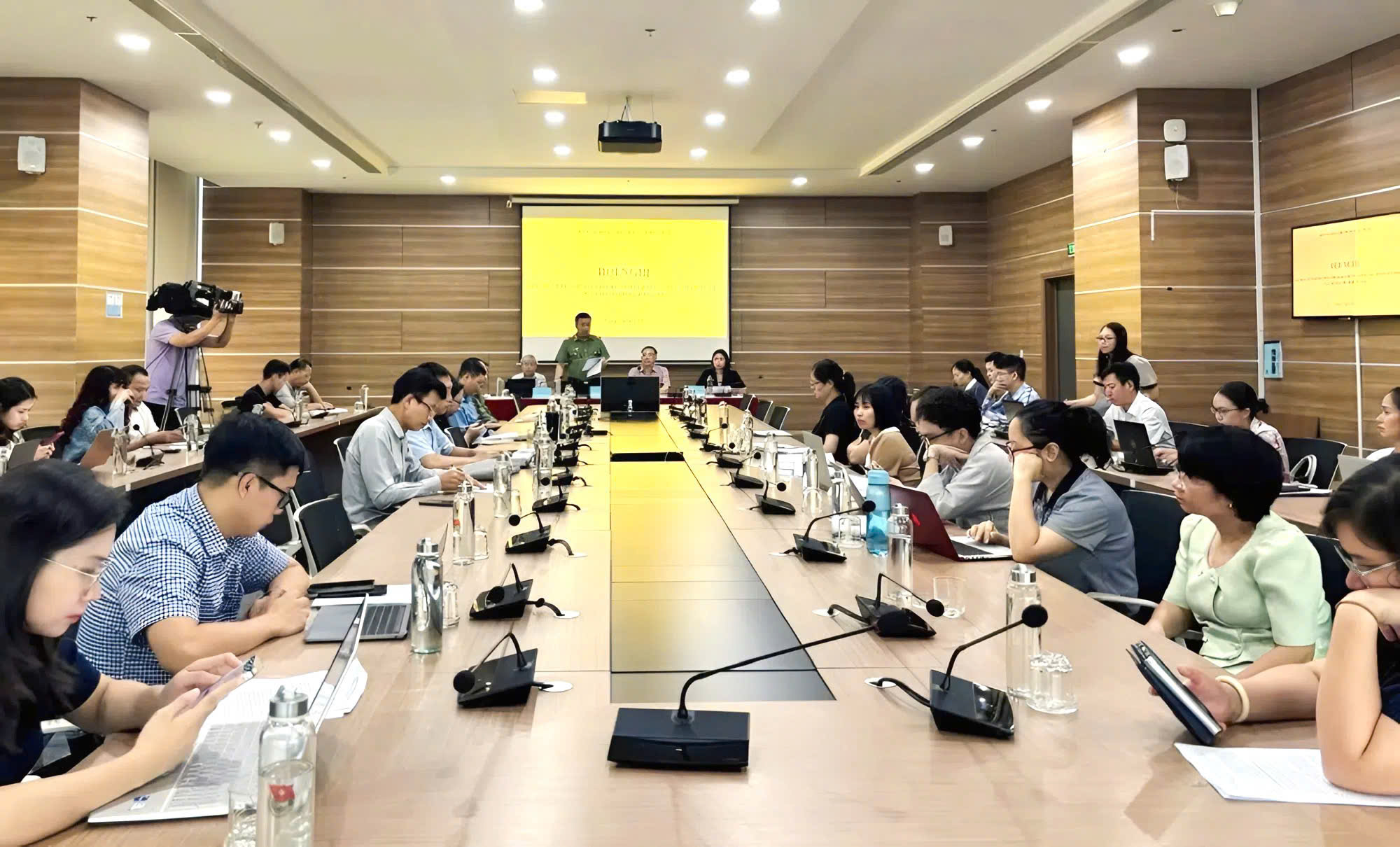 Chuỗi hoạt động ý nghĩa tôn vinh 80 năm lực lượng Công an nhân dân - Ảnh 1.