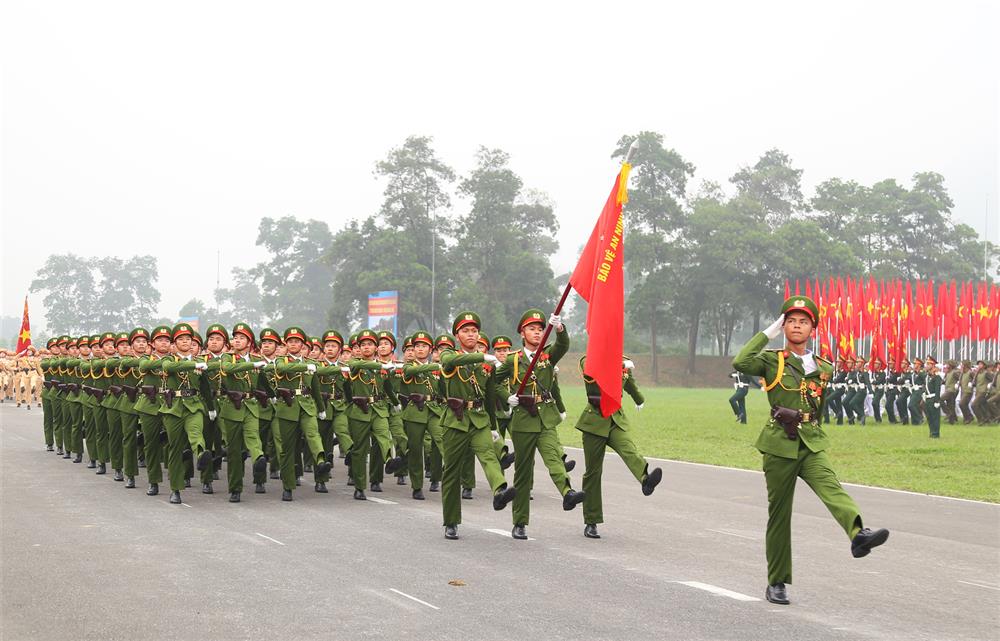 Chuỗi hoạt động ý nghĩa tôn vinh 80 năm lực lượng Công an nhân dân - Ảnh 2.