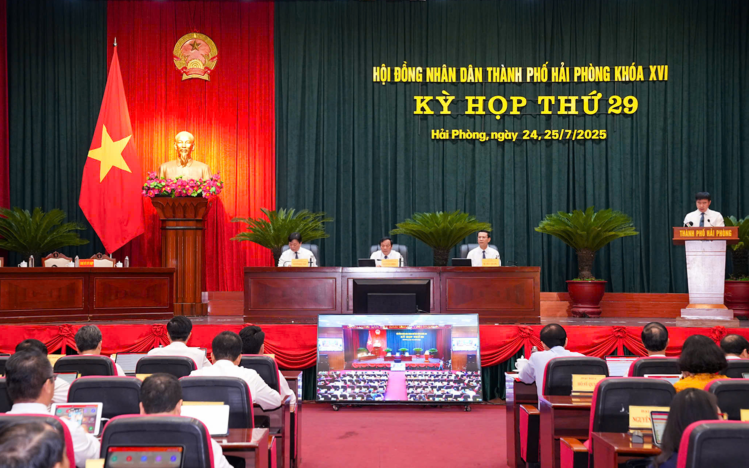 Bí thư Hải Phòng: Chính quyền phải là nơi giải quyết vấn đề hiệu quả, nhanh chóng- Ảnh 2.