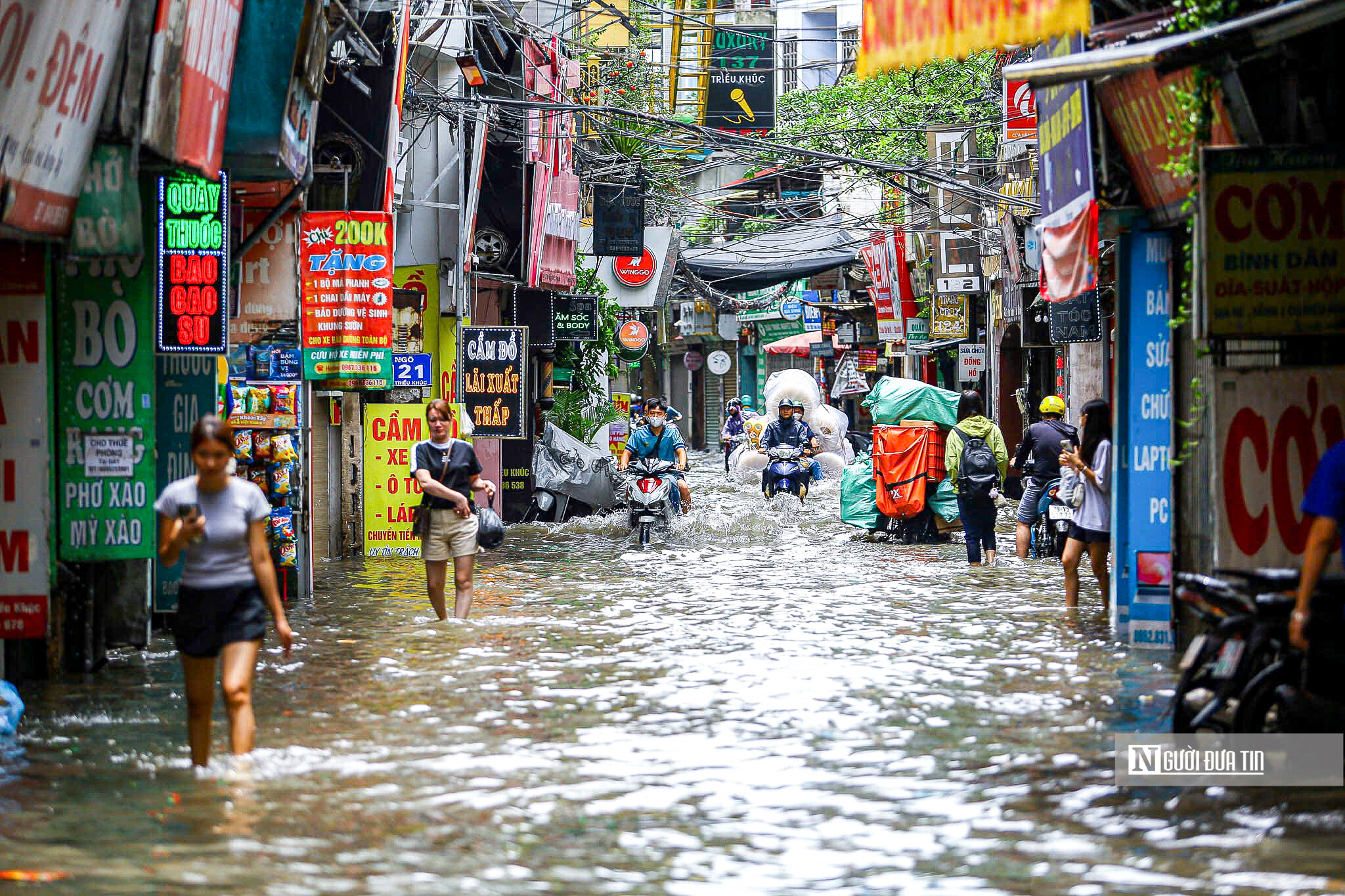 Hà Nội: Loạt phương chết máy sau trận mưa lớn- Ảnh 8.