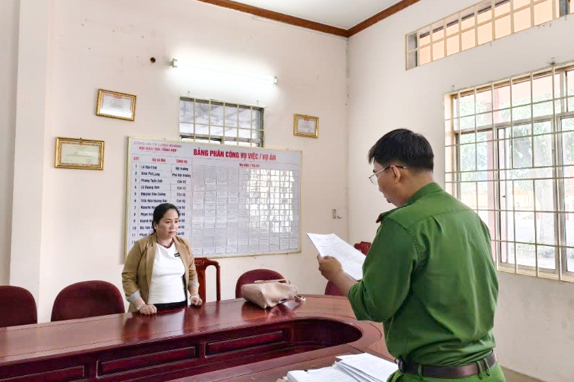 Khởi tố Trưởng văn phòng công chứng và đồng phạm trong vụ lừa đảo chiếm đoạt 16 tỷ- Ảnh 1.