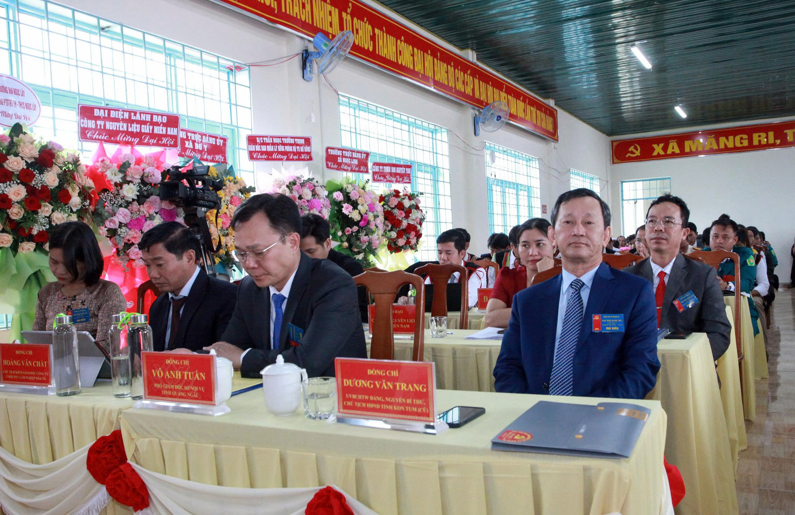 Đại hội Đảng lần thứ I - Khát vọng vươn lên của xã vùng đất Sâm Ngọc Linh- Ảnh 1. Đại hội Đảng lần thứ I - Khát vọng vươn lên của xã vùng đất Sâm Ngọc Linh- Ảnh 1.