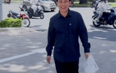 Hoài Lâm bị "team qua đường" bắt gặp, diện mạo hiện tại gây bất ngờ - Ảnh 2.