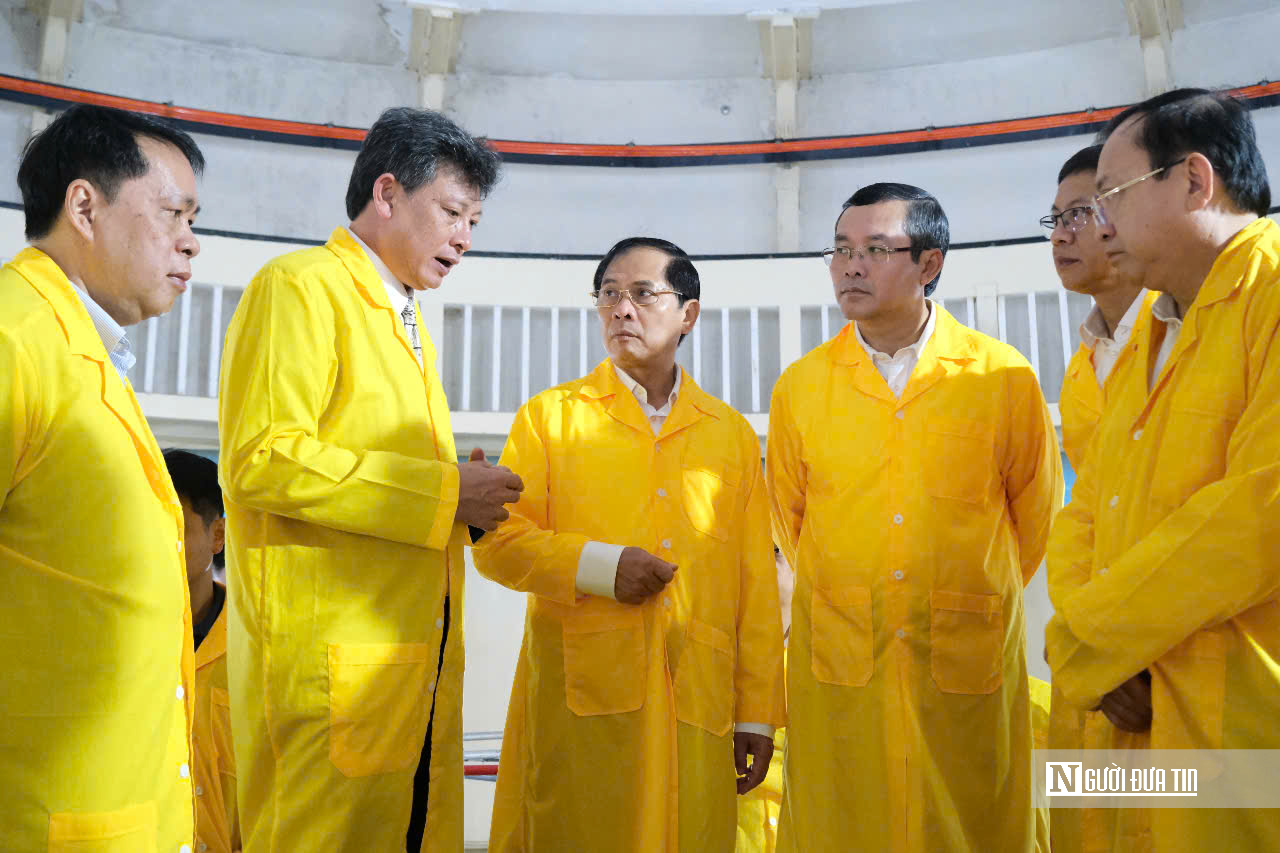 Phó Thủ tướng Bùi Thanh Sơn làm việc với Viện Nghiên cứu hạt nhân tại tỉnh Lâm Đồng - Ảnh 3.