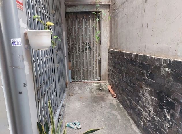 Điều tra vụ phát hiện thi thể nữ giới trong vali bốc mùi- Ảnh 2. Điều tra vụ phát hiện thi thể nữ giới trong vali bốc mùi- Ảnh 2.