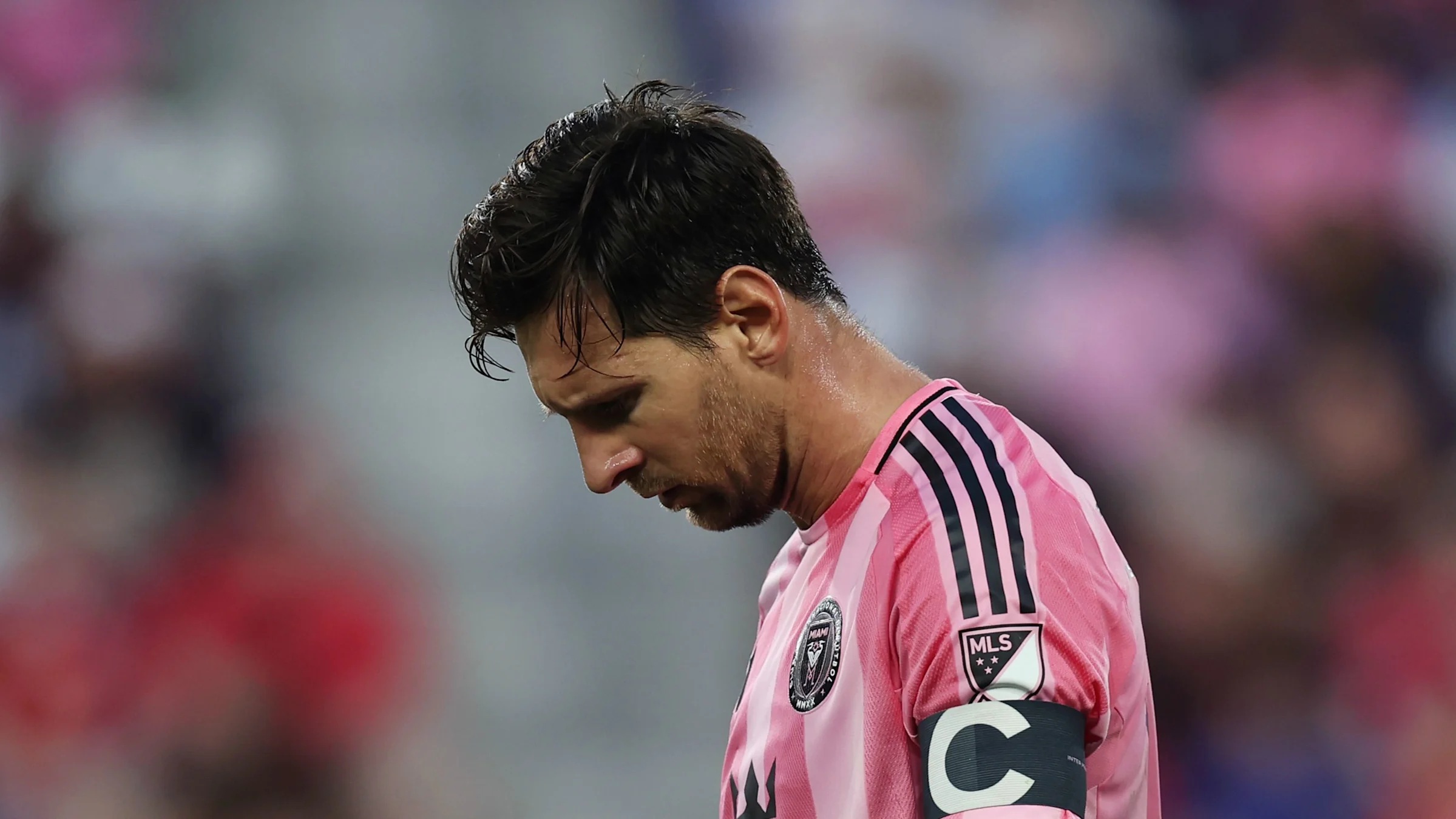 Phản ứng của Messi khi bị đình chỉ thi đấu - Ảnh 1.