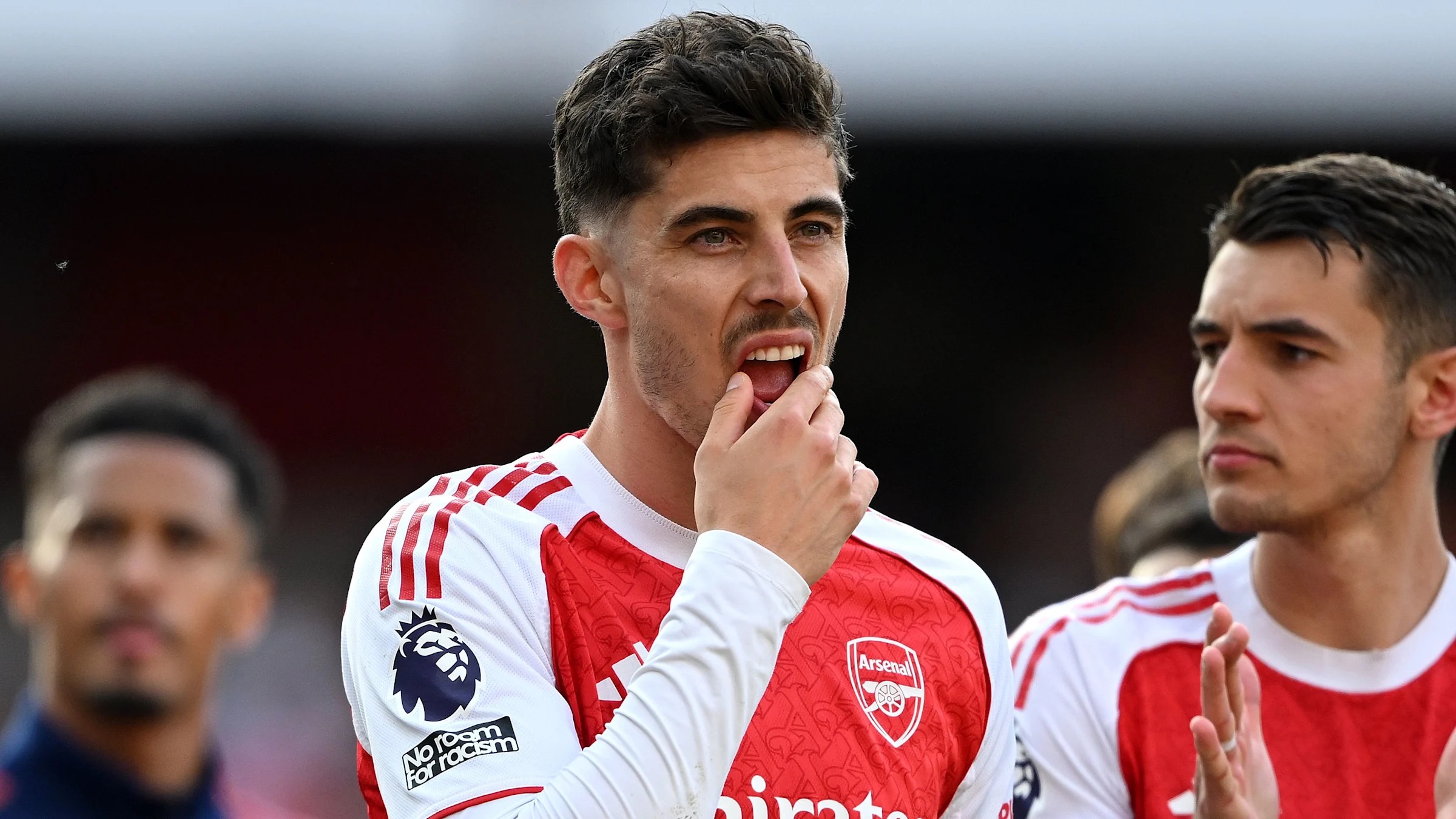 Arsenal chi đậm cho tham vọng vô địch, tương lai nhiều trụ cột lâm nguy - Ảnh 1. Arsenal chi đậm cho tham vọng vô địch, tương lai nhiều trụ cột lâm nguy - Ảnh 1.