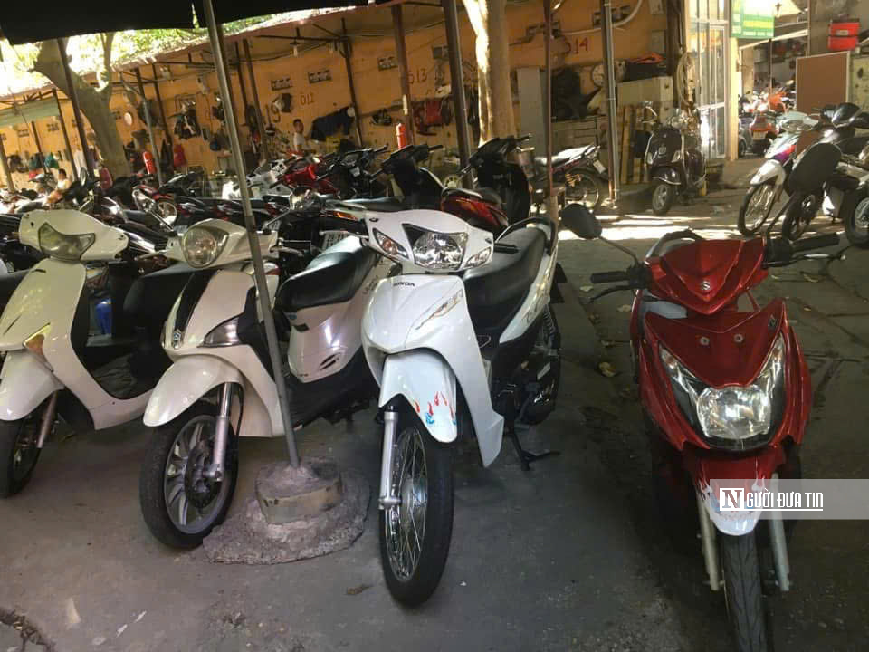 Xe máy cũ bán không ai mua, xe mới cũng “đứng hình” chờ chính sách- Ảnh 3. Xe máy cũ bán không ai mua, xe mới cũng “đứng hình” chờ chính sách- Ảnh 3.