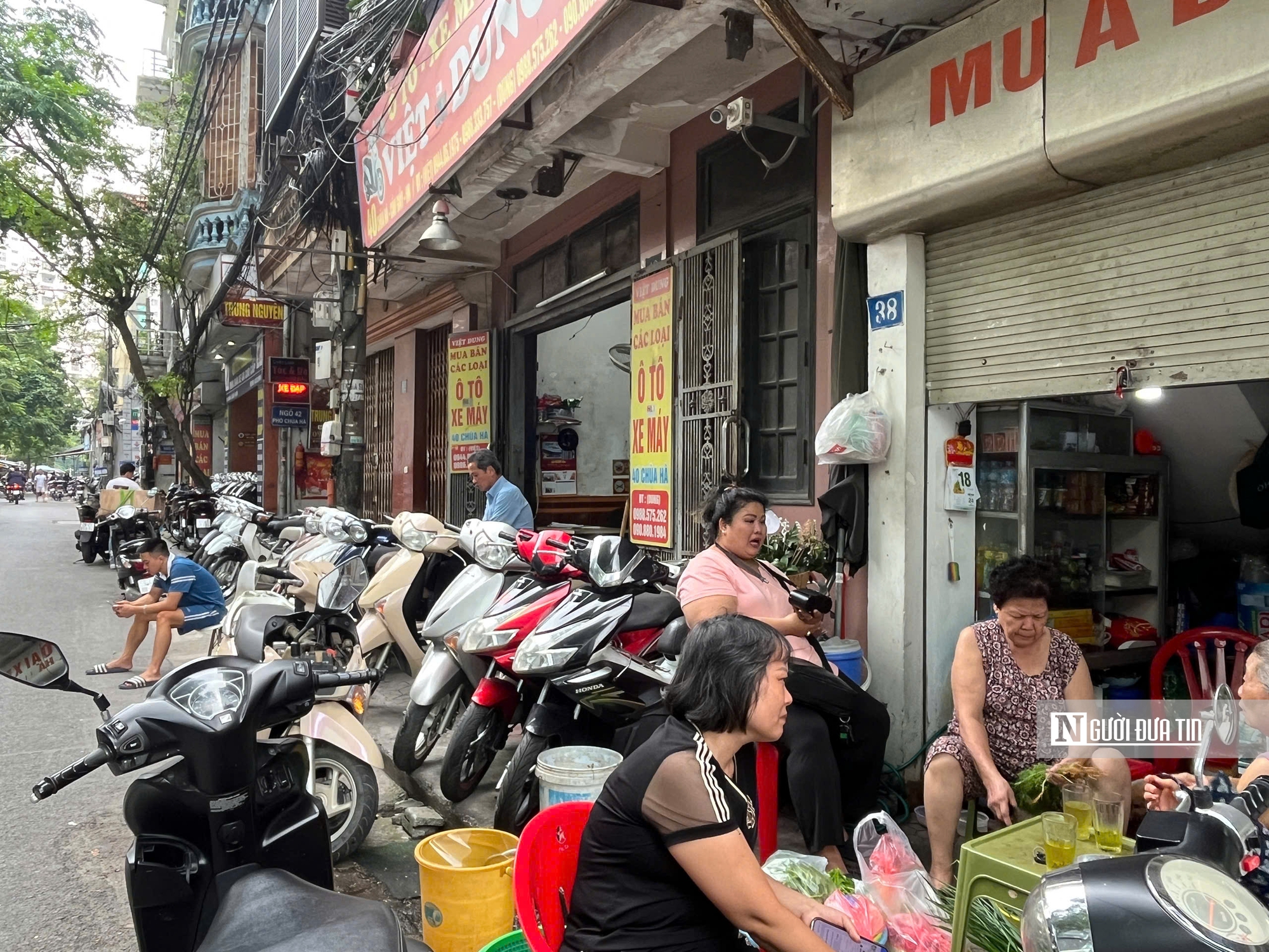 Xe máy cũ bán không ai mua, xe mới cũng “đứng hình” chờ chính sách- Ảnh 4. Xe máy cũ bán không ai mua, xe mới cũng “đứng hình” chờ chính sách- Ảnh 4.