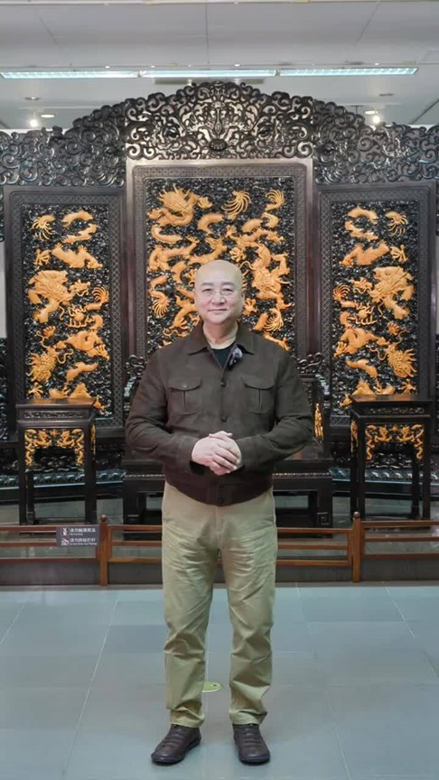 Tuổi 72 của "Đường Tăng" Trì Trọng Thụy vẫn làm môi giới bất động sản dù lấy vợ tỷ phú- Ảnh 6. Tuổi 72 của "Đường Tăng" Trì Trọng Thụy vẫn làm môi giới bất động sản dù lấy vợ tỷ phú- Ảnh 6.