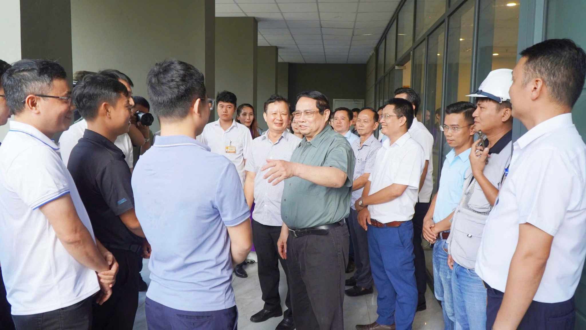 Thủ tướng Phạm Minh Chính đặt kỳ vọng vào hạ tầng và an sinh tại Huế- Ảnh 2.
