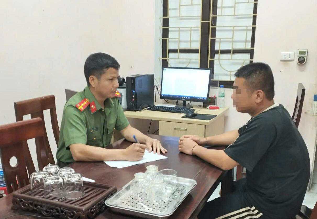 Triệu tập nam thanh niên đăng tin sai sự thật về vỡ đập thuỷ điện Bản Vẽ- Ảnh 2. Triệu tập nam thanh niên đăng tin sai sự thật về vỡ đập thuỷ điện Bản Vẽ- Ảnh 2.