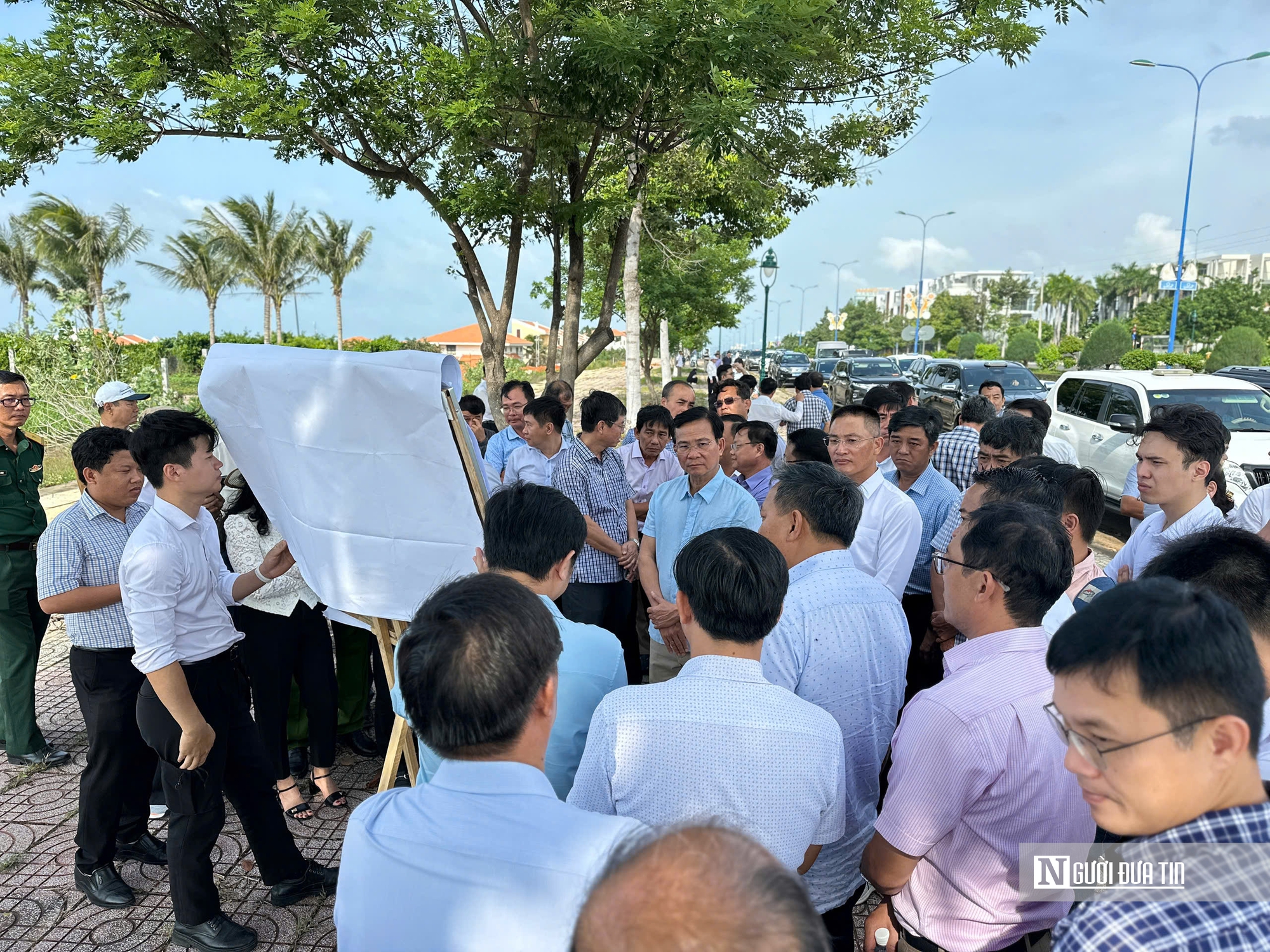 Chủ tịch UBND tỉnh Lâm Đồng khảo sát Cảng quốc tế tổng hợp Vĩnh Tân, vốn đầu tư hơn 2.200 tỷ đồng- Ảnh 3. Chủ tịch UBND tỉnh Lâm Đồng khảo sát Cảng quốc tế tổng hợp Vĩnh Tân, vốn đầu tư hơn 2.200 tỷ đồng- Ảnh 3.
