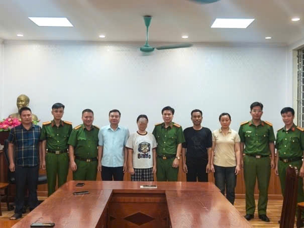 Nhiều cô gái trẻ bị kẻ lừa đảo đe dọa, ép chụp ảnh để tống tiền gia đình- Ảnh 1. Nhiều cô gái trẻ bị kẻ lừa đảo đe dọa, ép chụp ảnh để tống tiền gia đình- Ảnh 1.