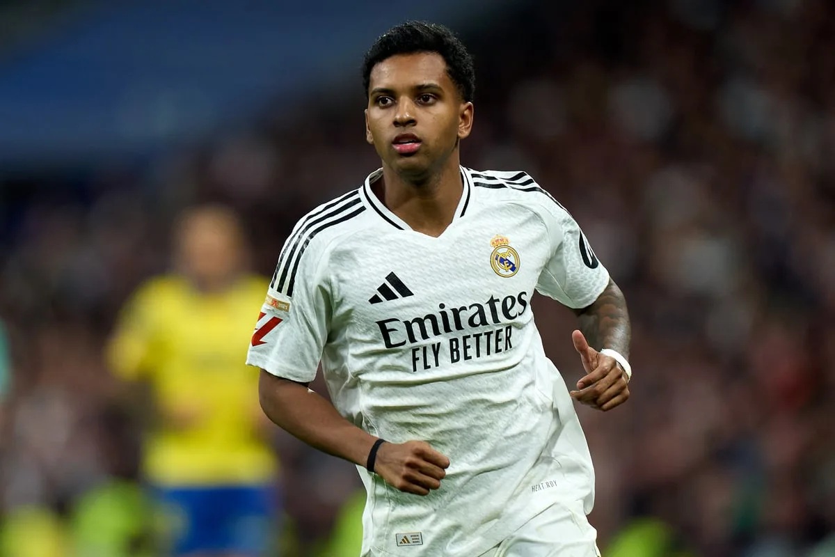 Arsenal và Liverpool nhận cơ hội lớn từ Real Madrid - Ảnh 1.