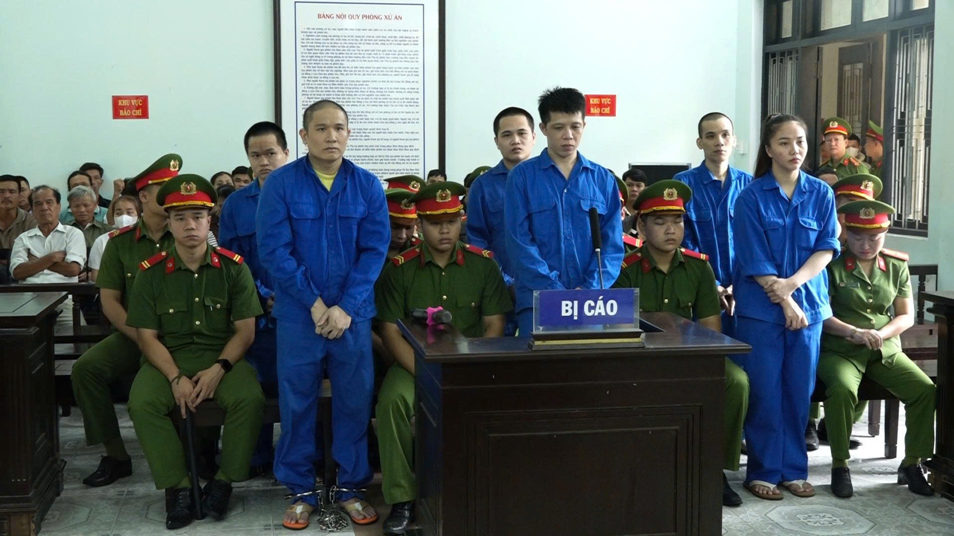 Mua bán gần 3kg ma túy, 6 bị cáo trả giá đắt- Ảnh 1.