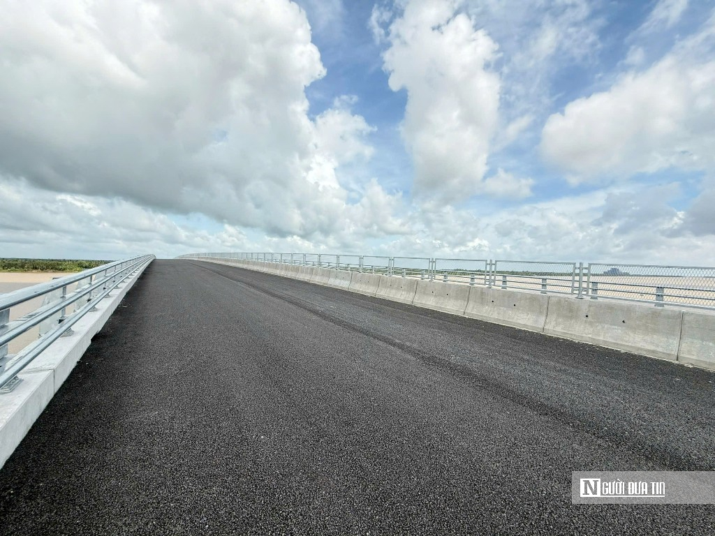 Thông xe cầu Đại Ngãi 2, rút ngắn 80km từ Cà Mau, Cần Thơ về Tp.HCM- Ảnh 2. Thông xe cầu Đại Ngãi 2, rút ngắn 80km từ Cà Mau, Cần Thơ về Tp.HCM- Ảnh 2.