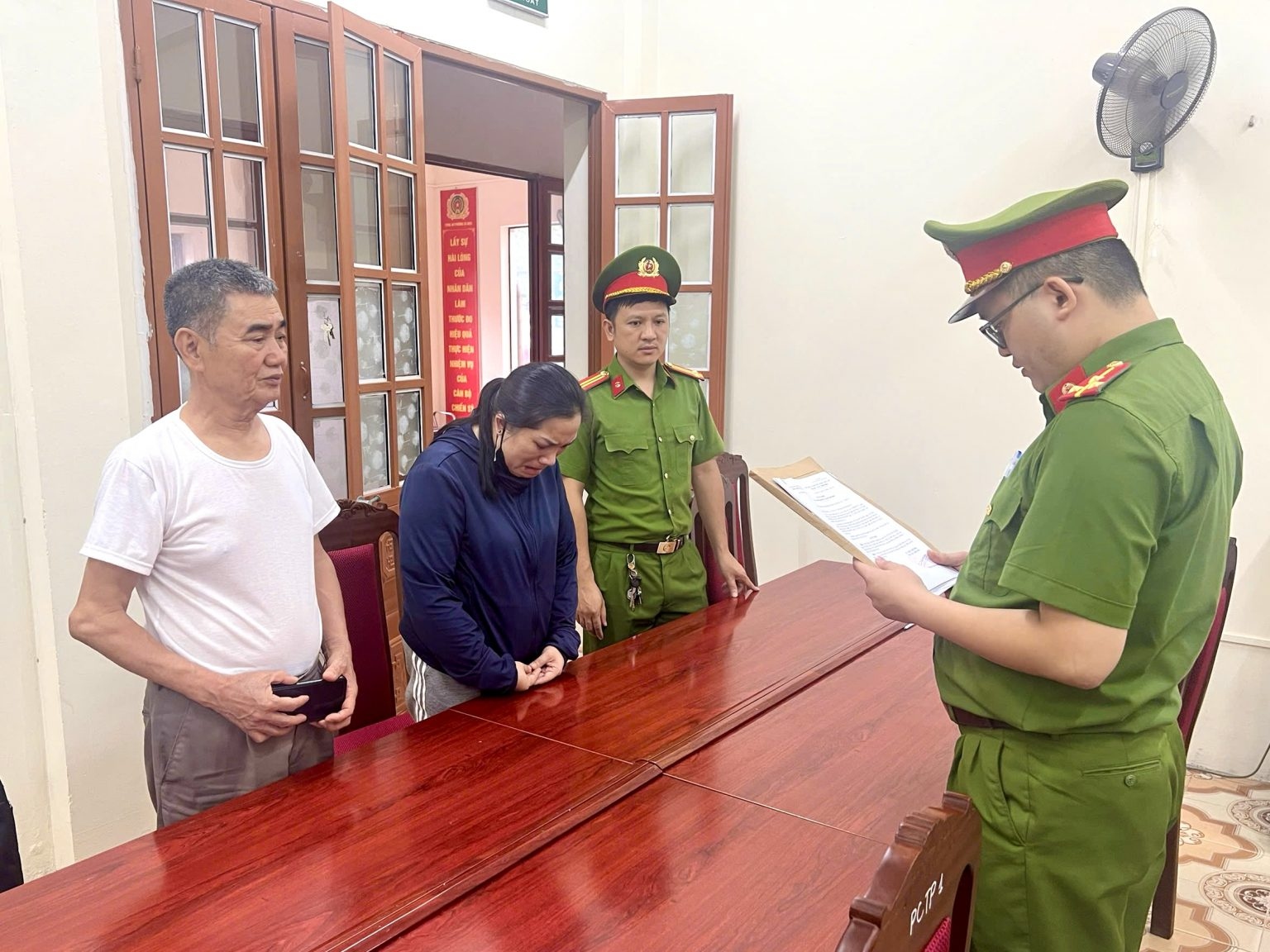 Chiếm đoạt hơn 2,2 tỷ đồng, nguyên cán bộ Trạm Y tế bị khởi tố- Ảnh 1. Chiếm đoạt hơn 2,2 tỷ đồng, nguyên cán bộ Trạm Y tế bị khởi tố- Ảnh 1.