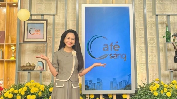 Nữ MC "Cafe sáng" gây bất ngờ khi thông báo rời VTV3 sau 20 năm gắn bó - Ảnh 1.