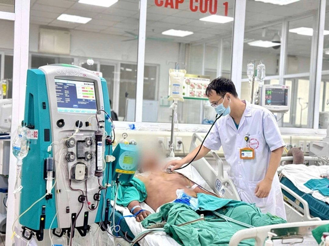 Ăn món khoái khẩu, nam thanh niên 30 tuổi suýt mất mạng- Ảnh 1.